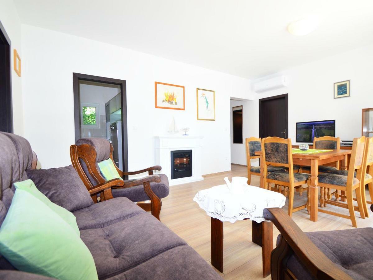 Apartment Amiela By Interhome تروغير المظهر الخارجي الصورة